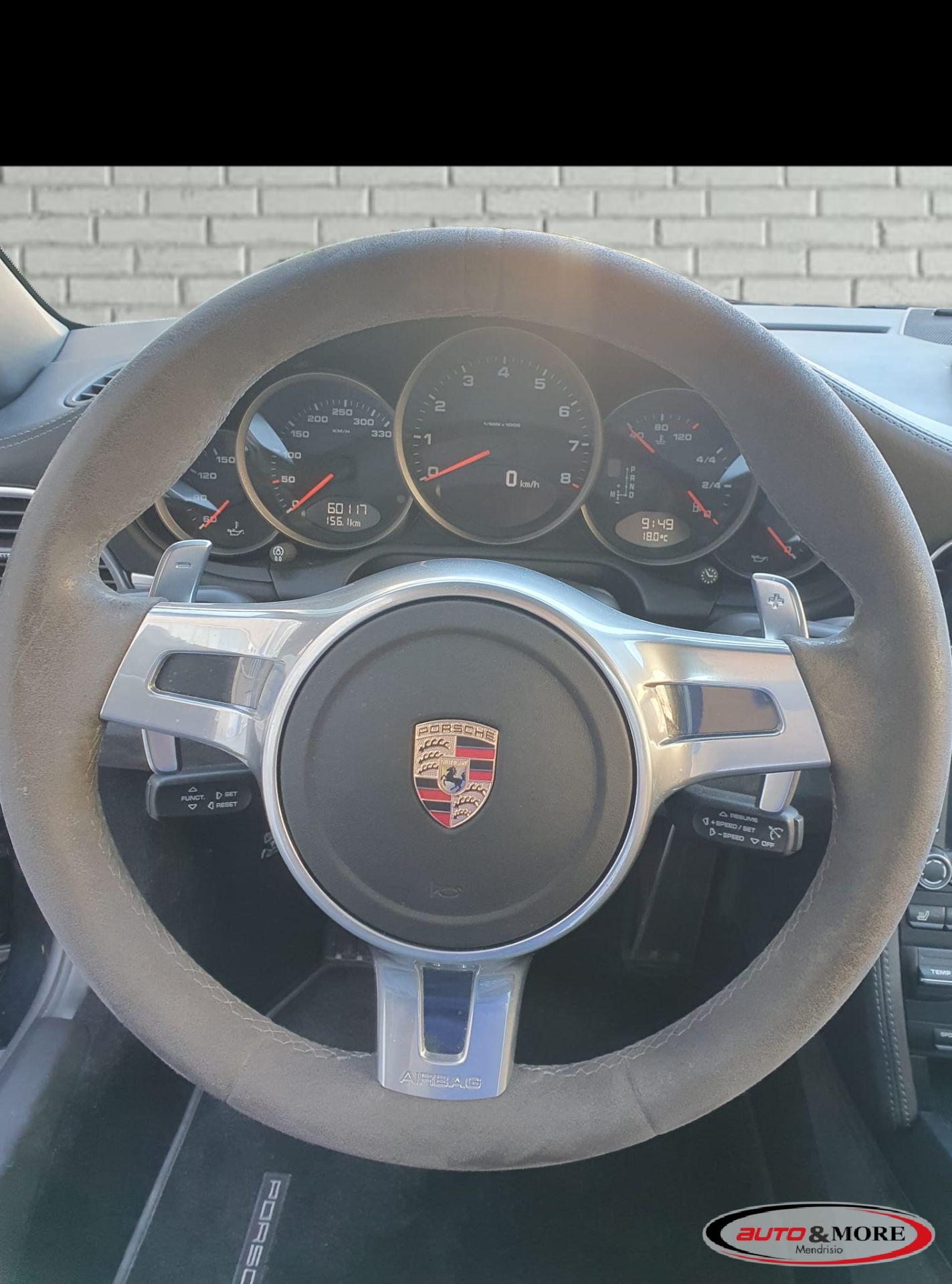 Porsche 911 3.8 Carrera 4 GTS Cabriolet