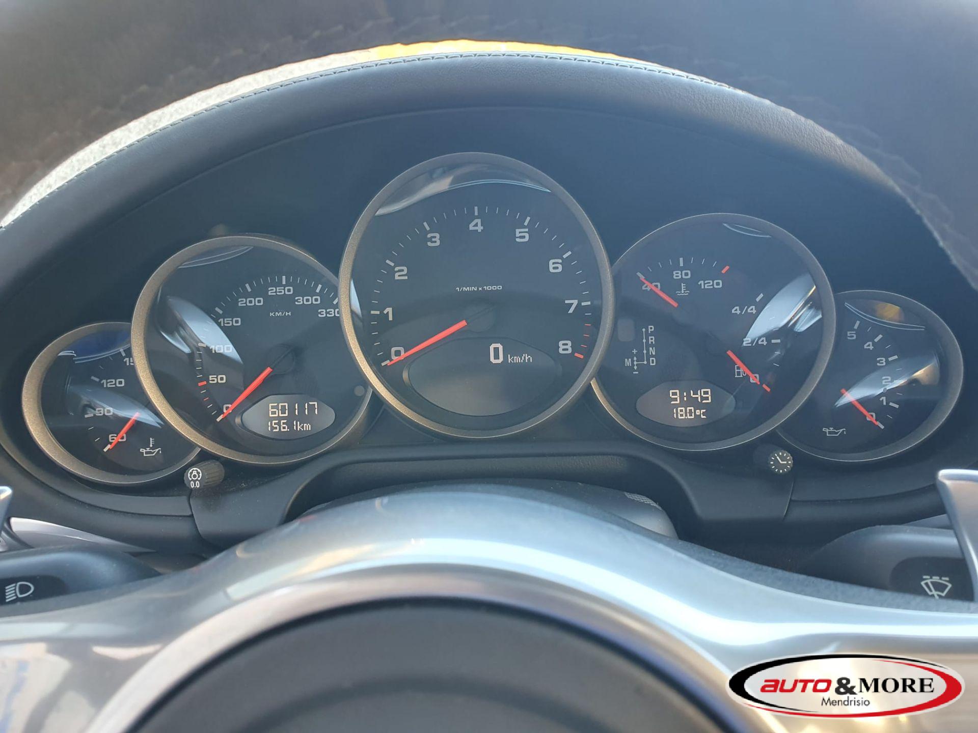 Porsche 911 3.8 Carrera 4 GTS Cabriolet