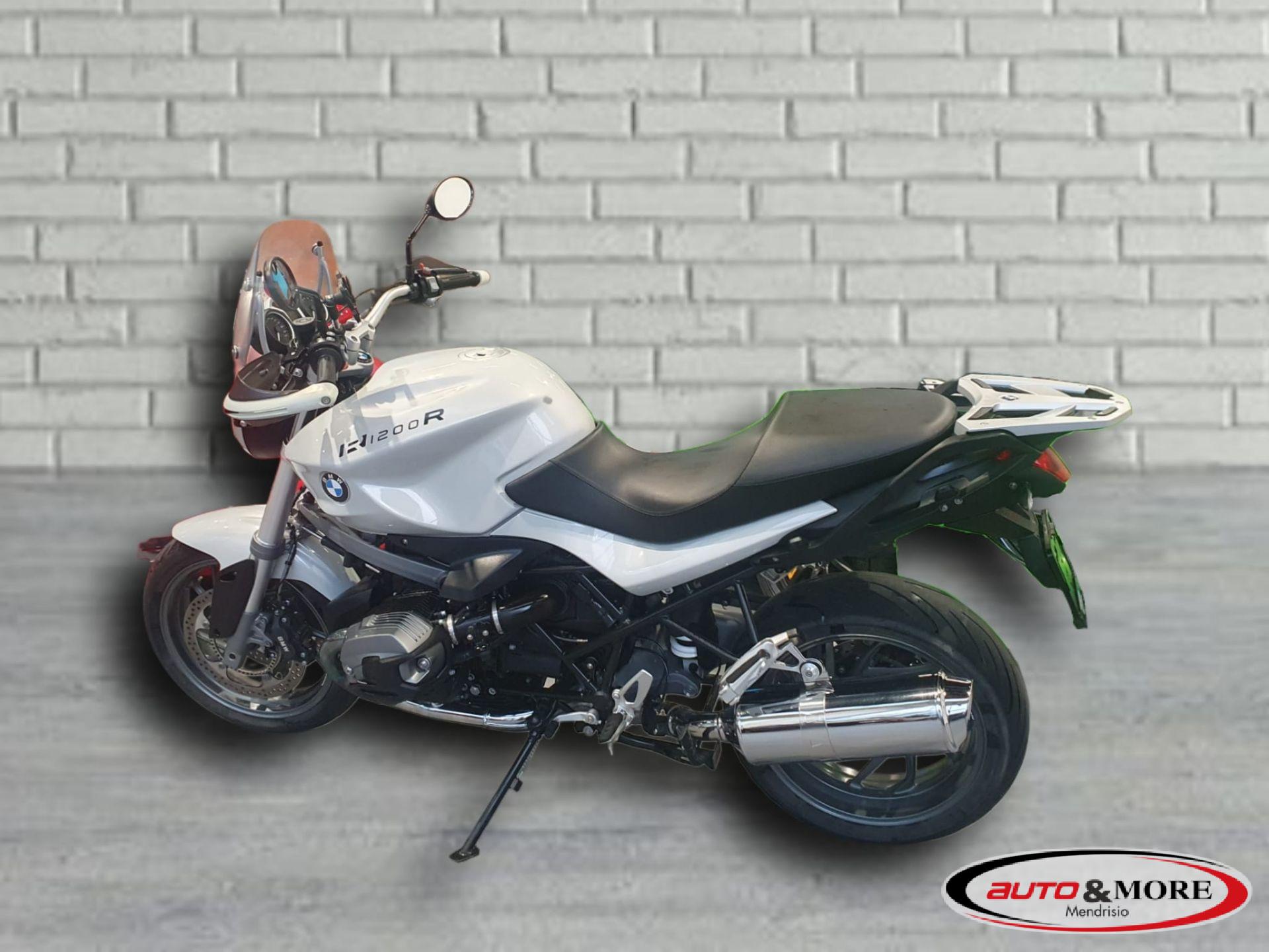 BMW   R1200R
