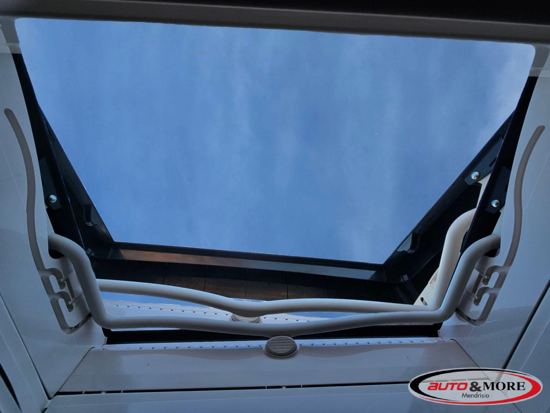Mercedes-Benz   Hymer Gran Canyion 4×4