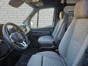 Mercedes-Benz   Hymer Gran Canyion 4×4