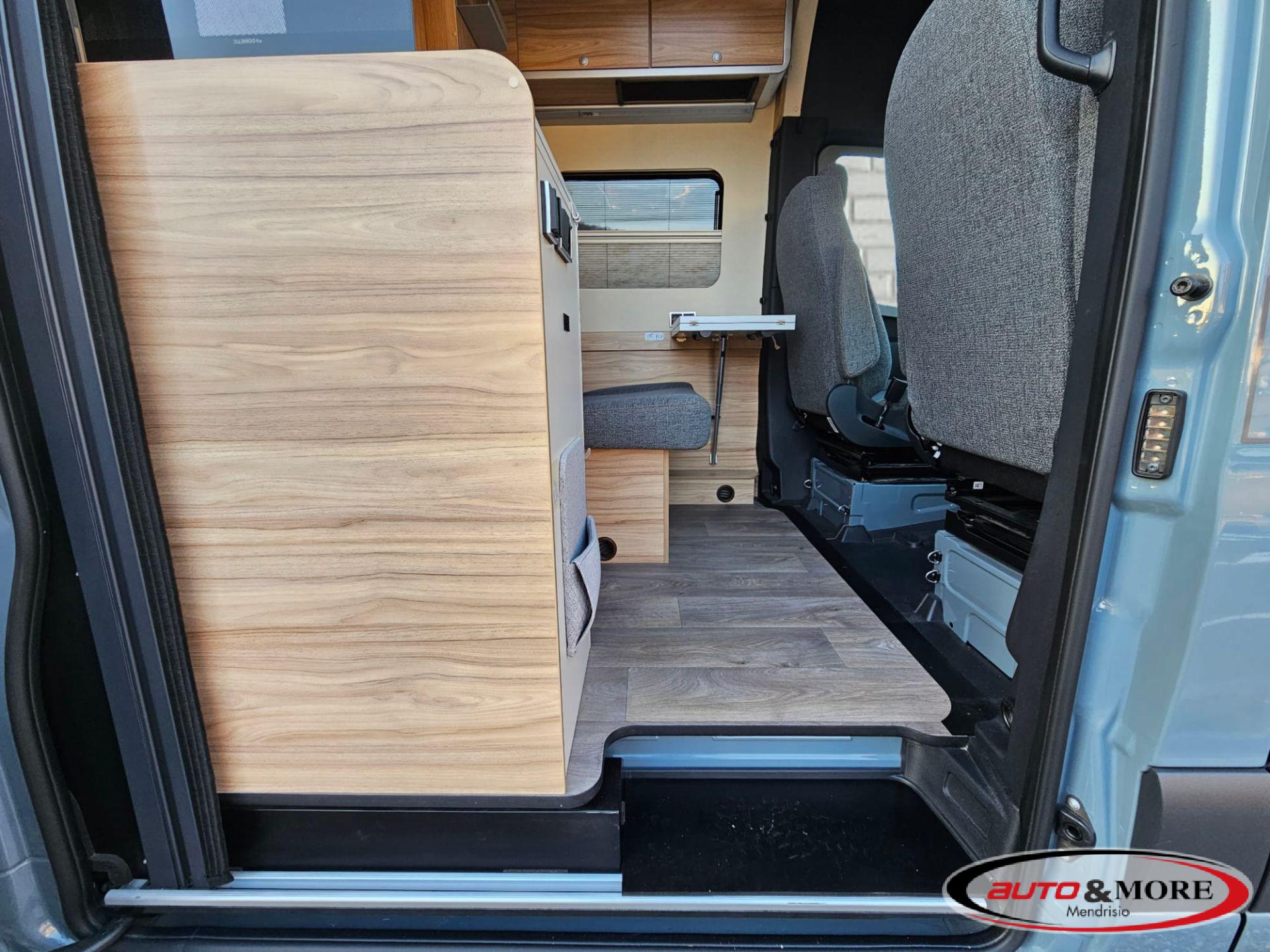 Mercedes-Benz   Hymer Gran Canyion 4×4