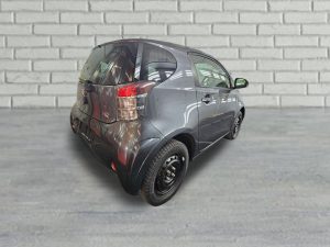 Toyota iQ