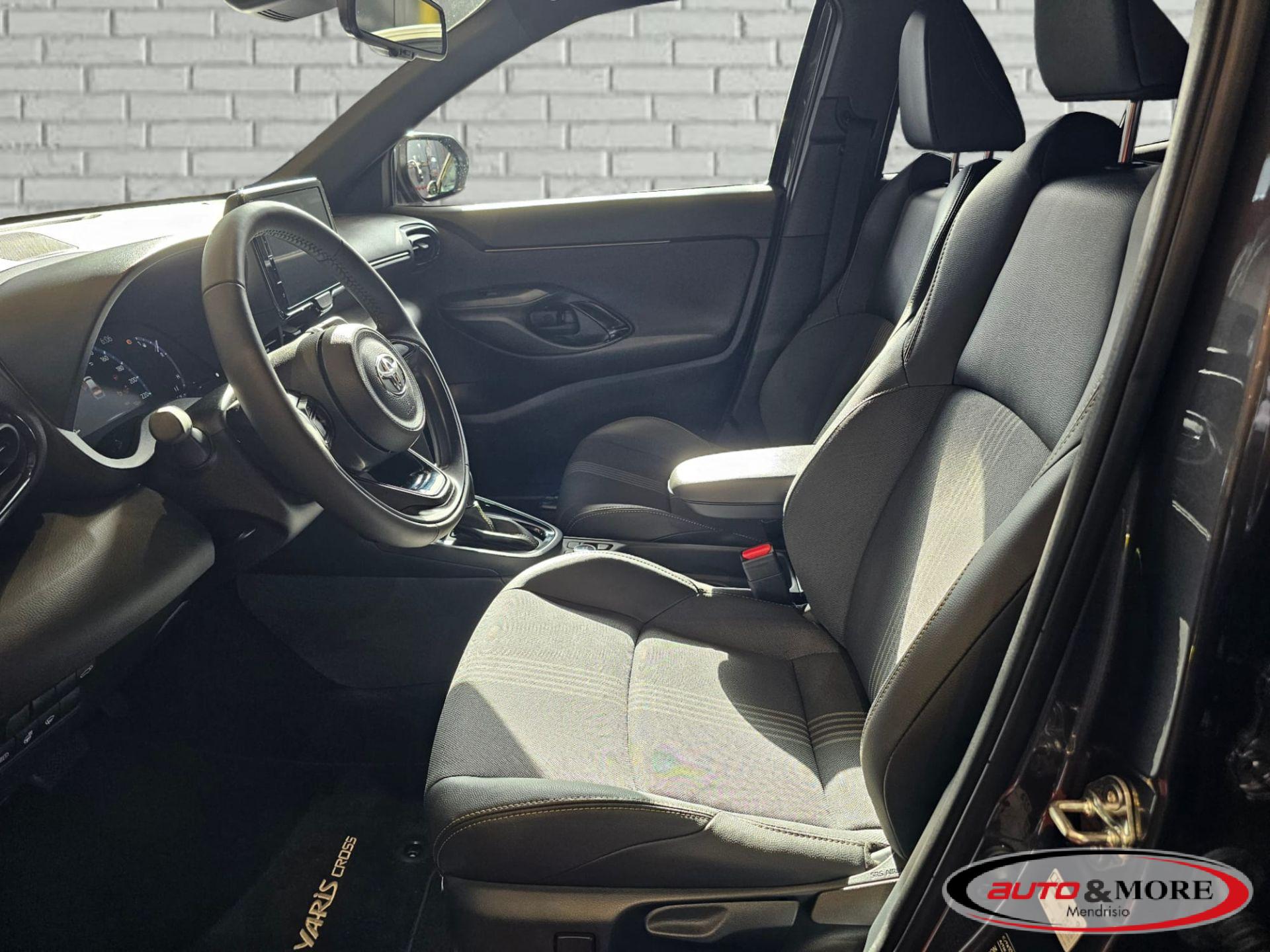 Toyota Yaris Cross 1.5 Hyb. 5p. E-CVT AWD-i Tr.