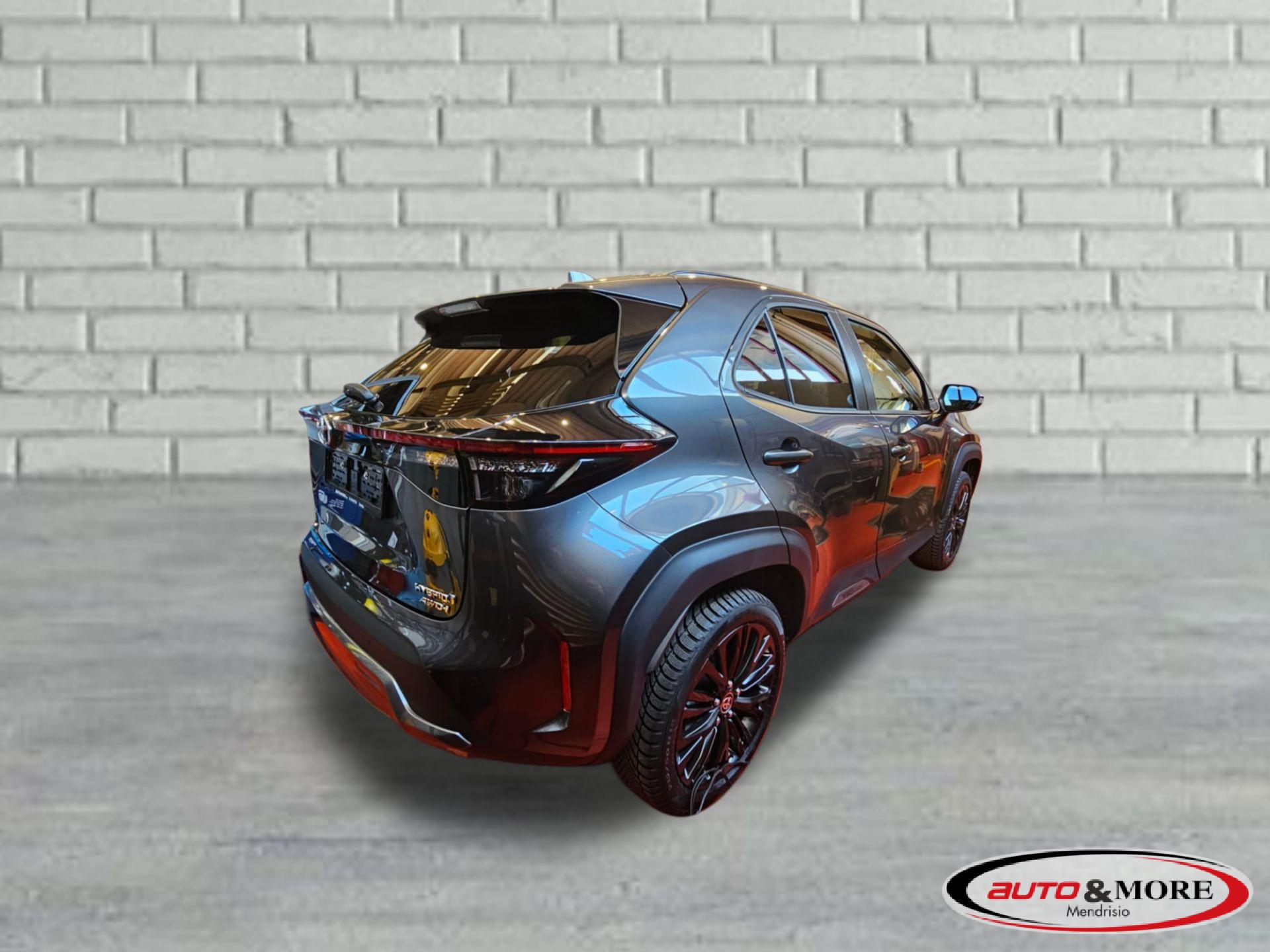 Toyota Yaris Cross 1.5 Hyb. 5p. E-CVT AWD-i Tr.