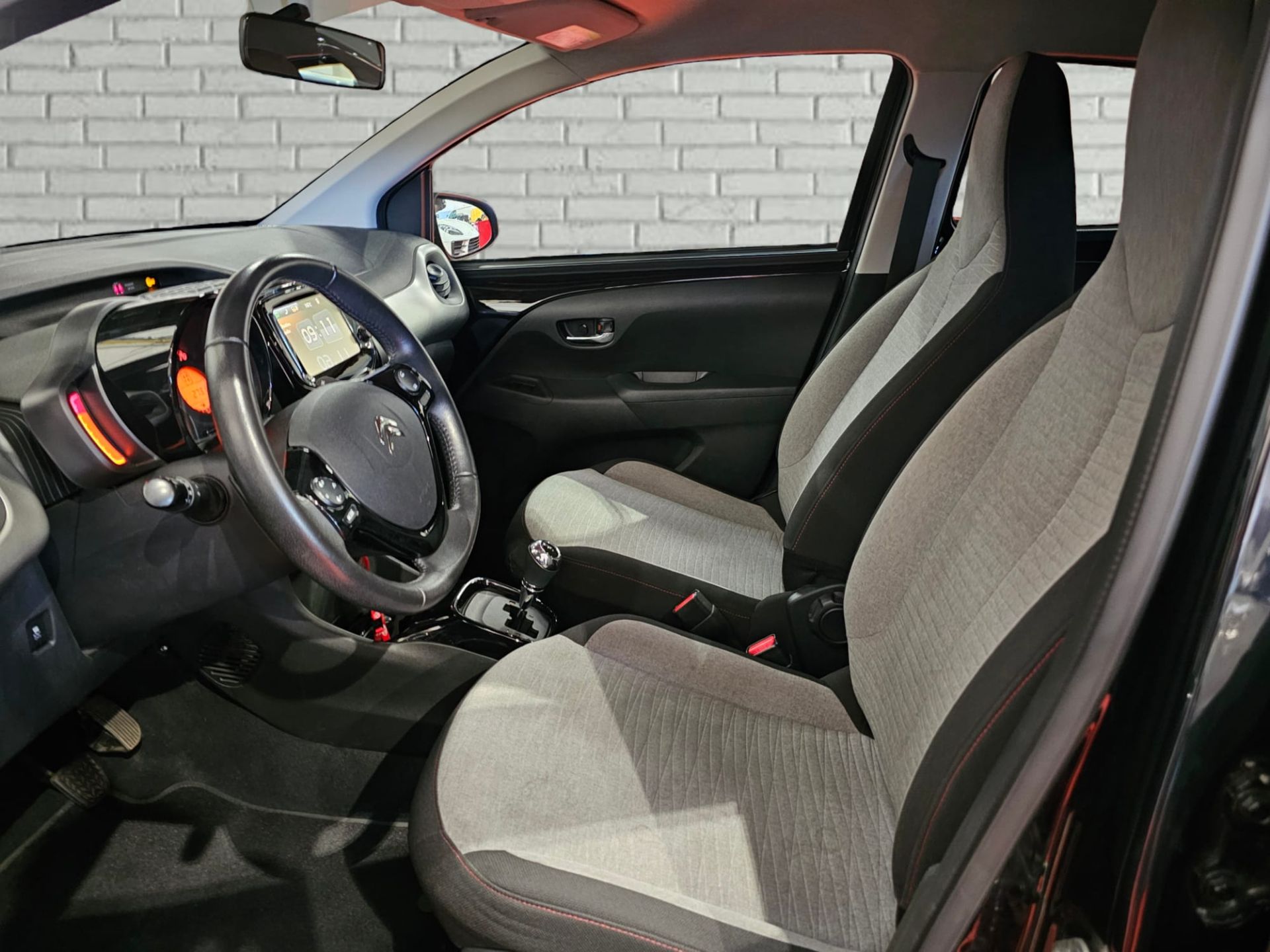 Citroen C1 1.2 VTi 82 5p. Shine