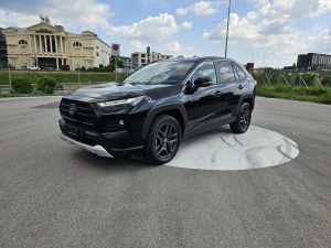 Toyota RAV 4  Hybrid Adventure