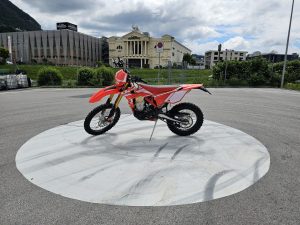 AC   Beta RR 4T 350 EFI