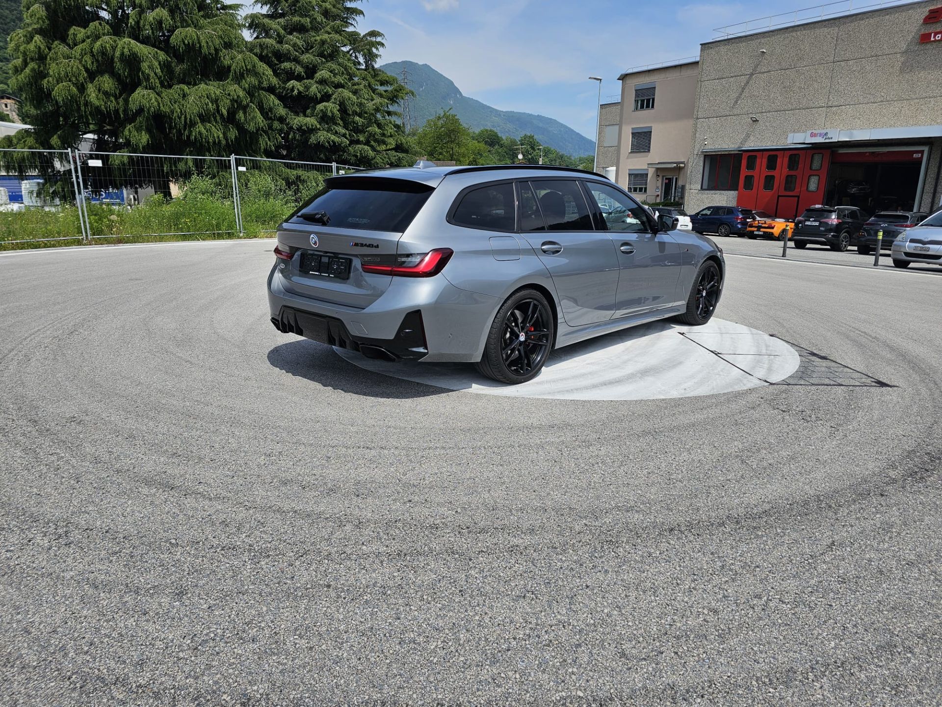 BMW   M340d xDrive