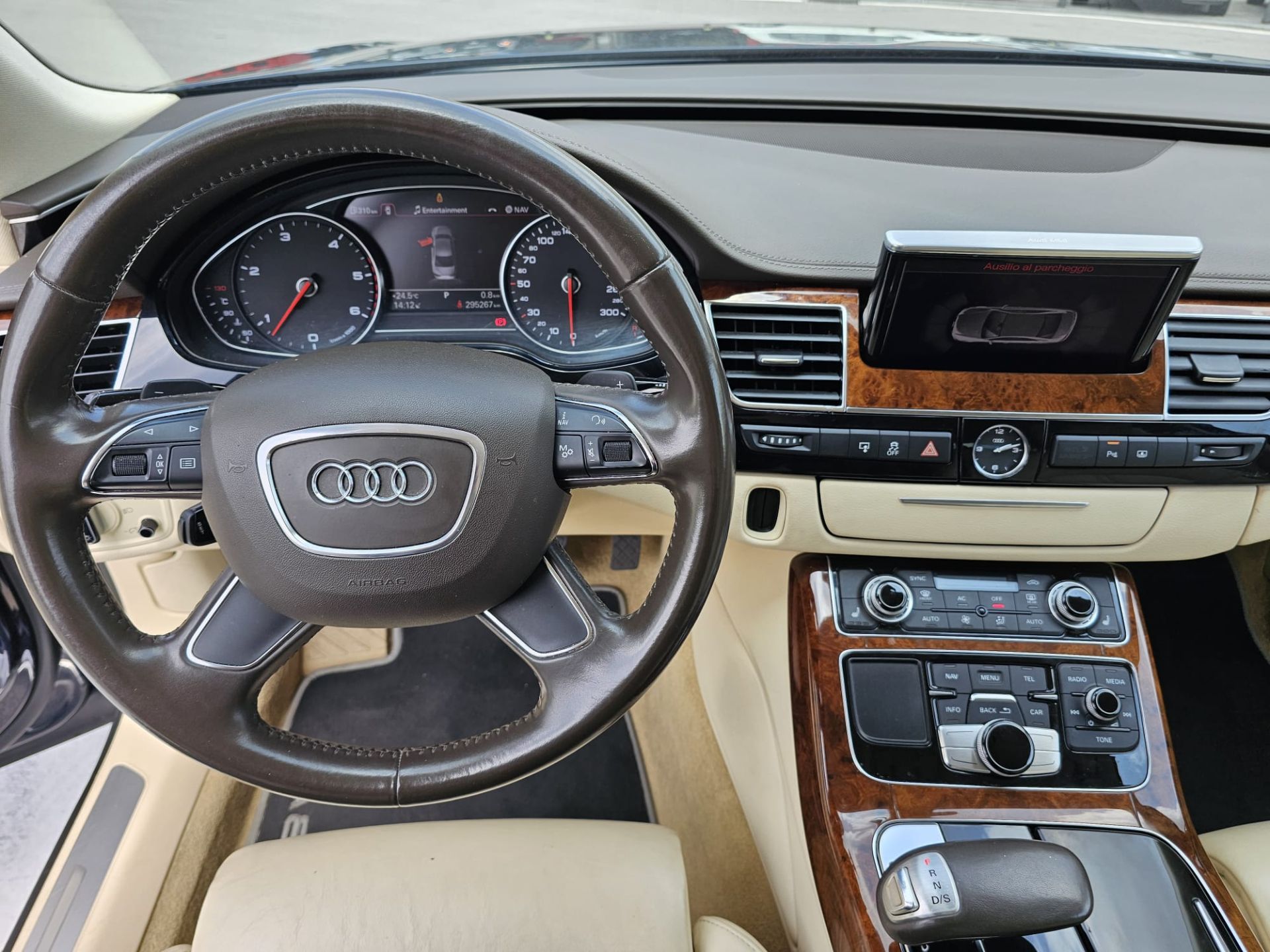 Audi A8 4.2 V8 FSI Quattro Tip.