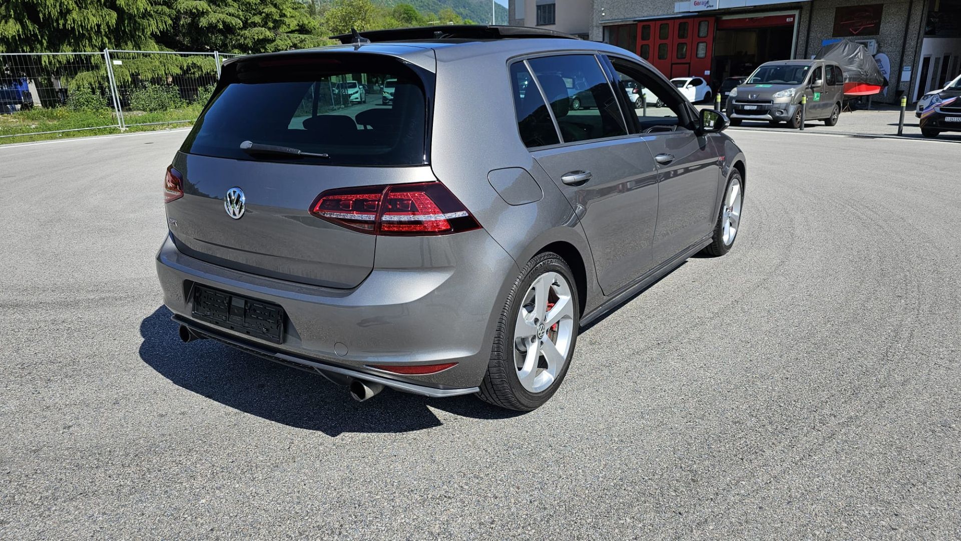 Volkswagen Golf 2.0 TSI 5p. GTI Performance BlueMotion Technology