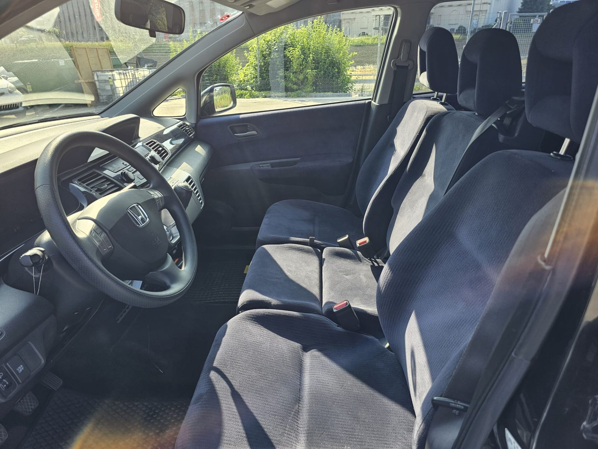Honda FR-V