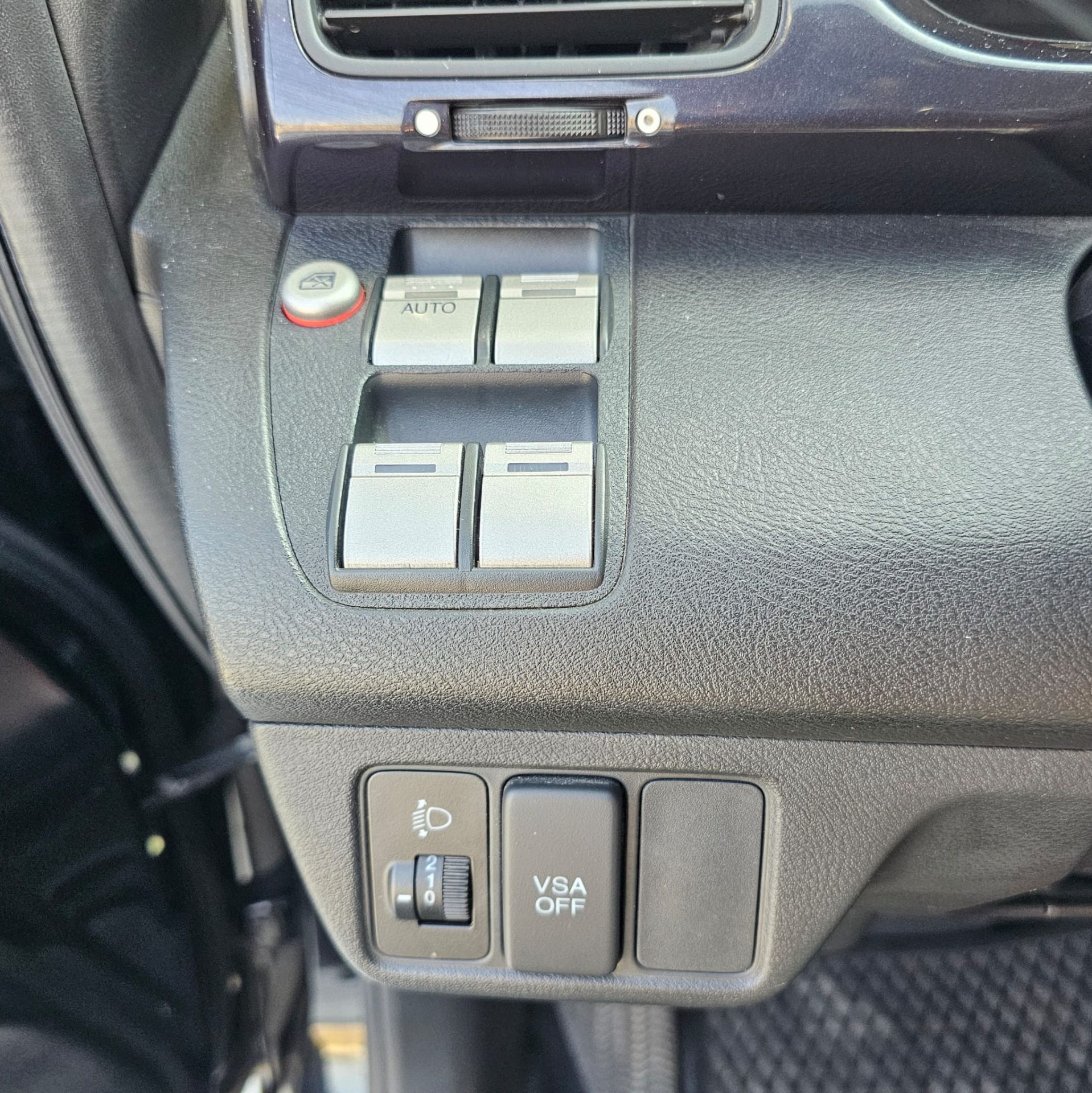 Honda FR-V
