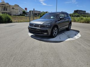 Volkswagen Tiguan  2.0D 4m R-line
