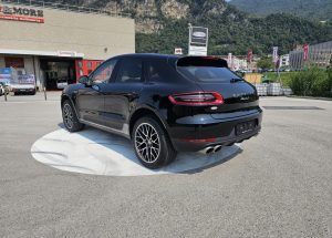 Porsche Macan  S