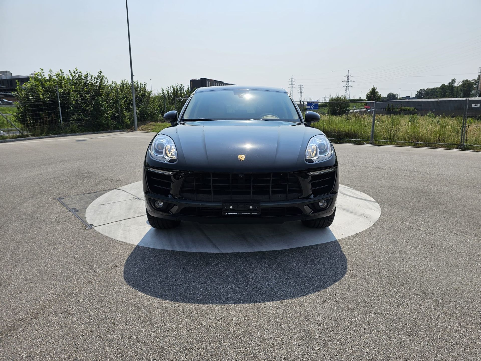 Porsche Macan  S