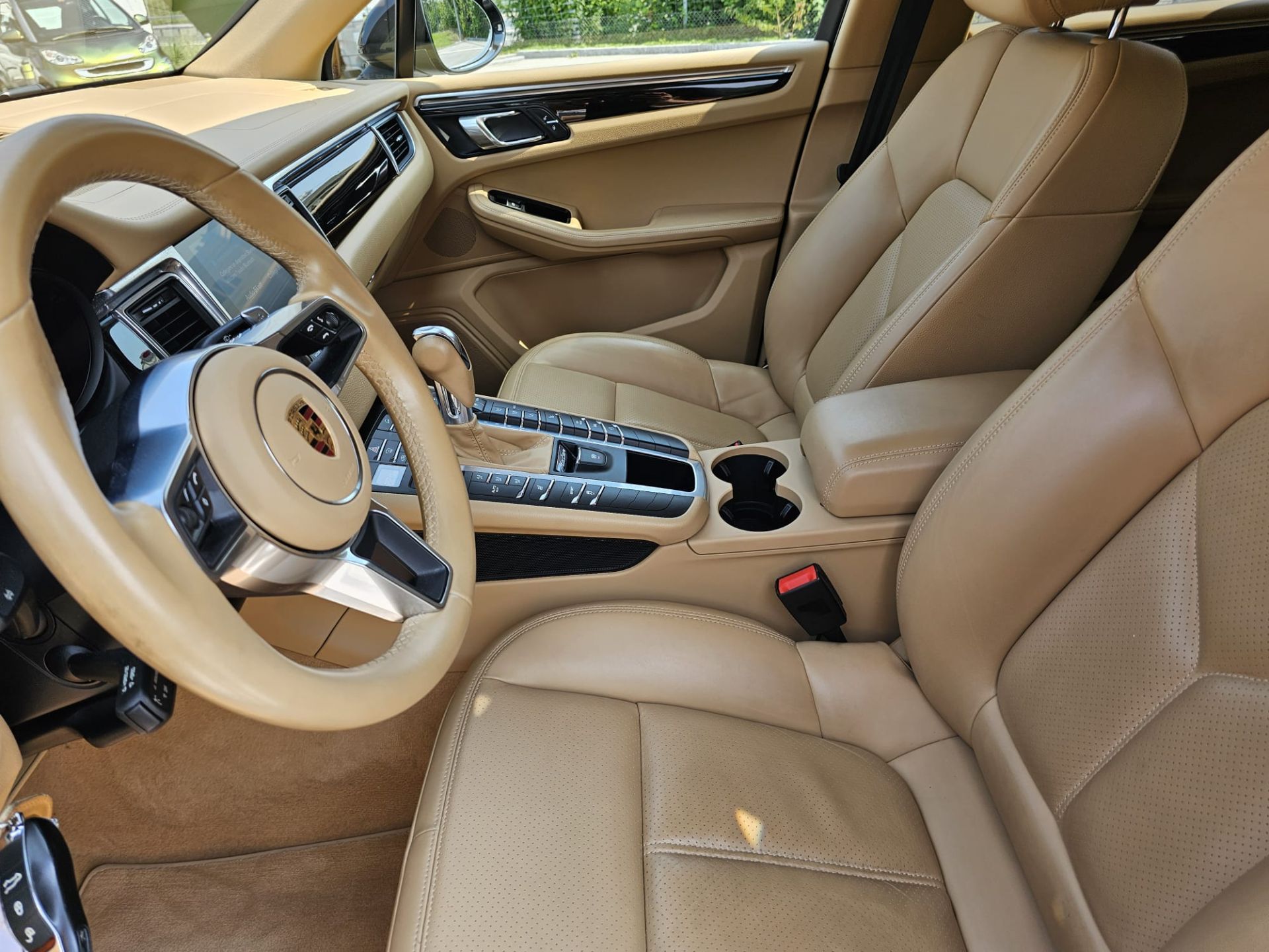 Porsche Macan  S