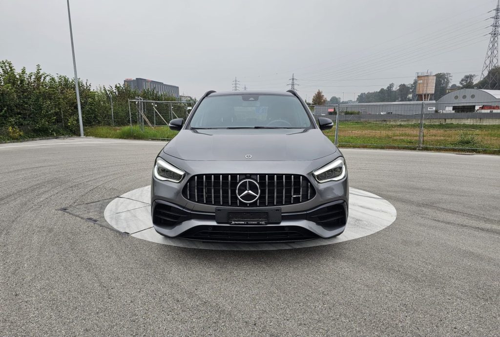 Mercedes-Benz GLA 45 AMG