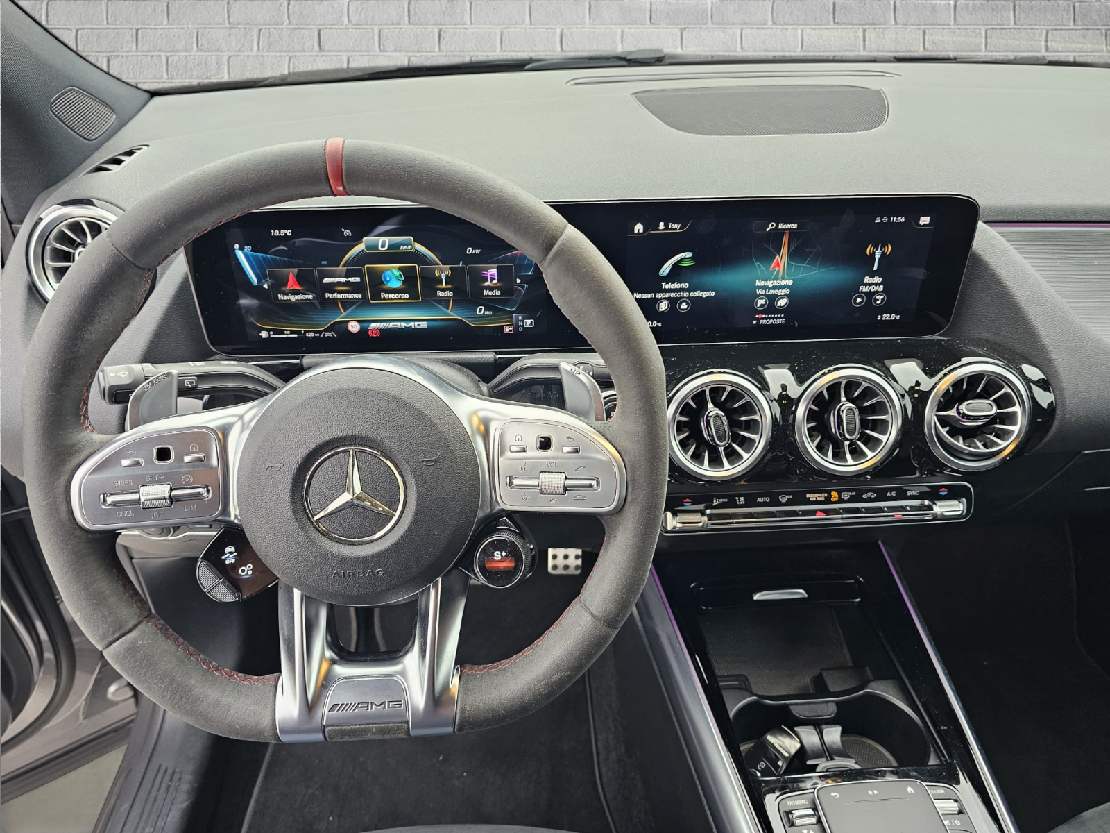 Mercedes-Benz GLA 45 AMG