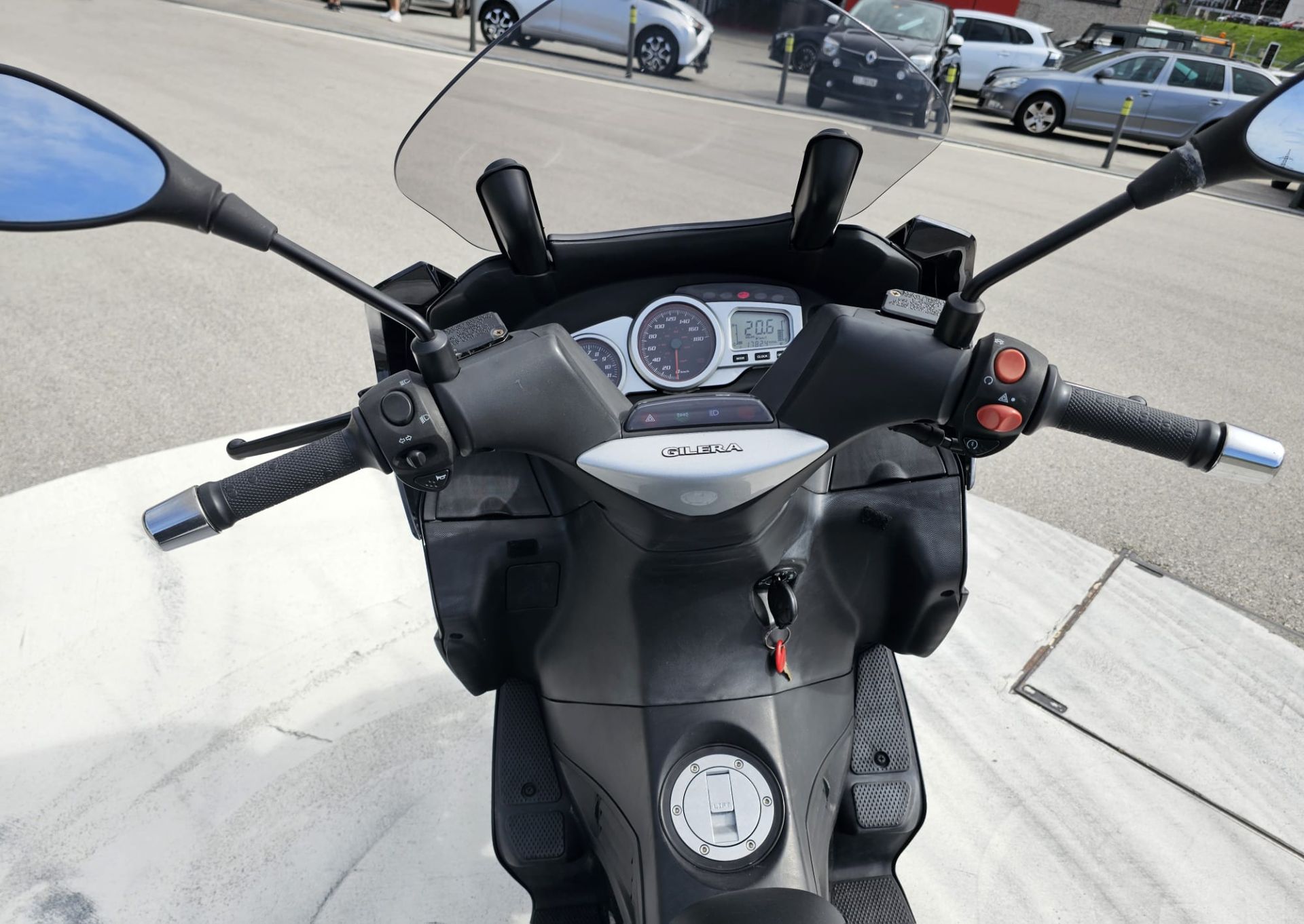 AC   Gilera Nexus 500