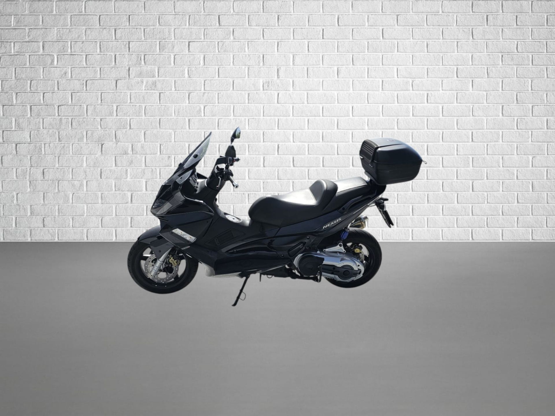AC   Gilera Nexus 500