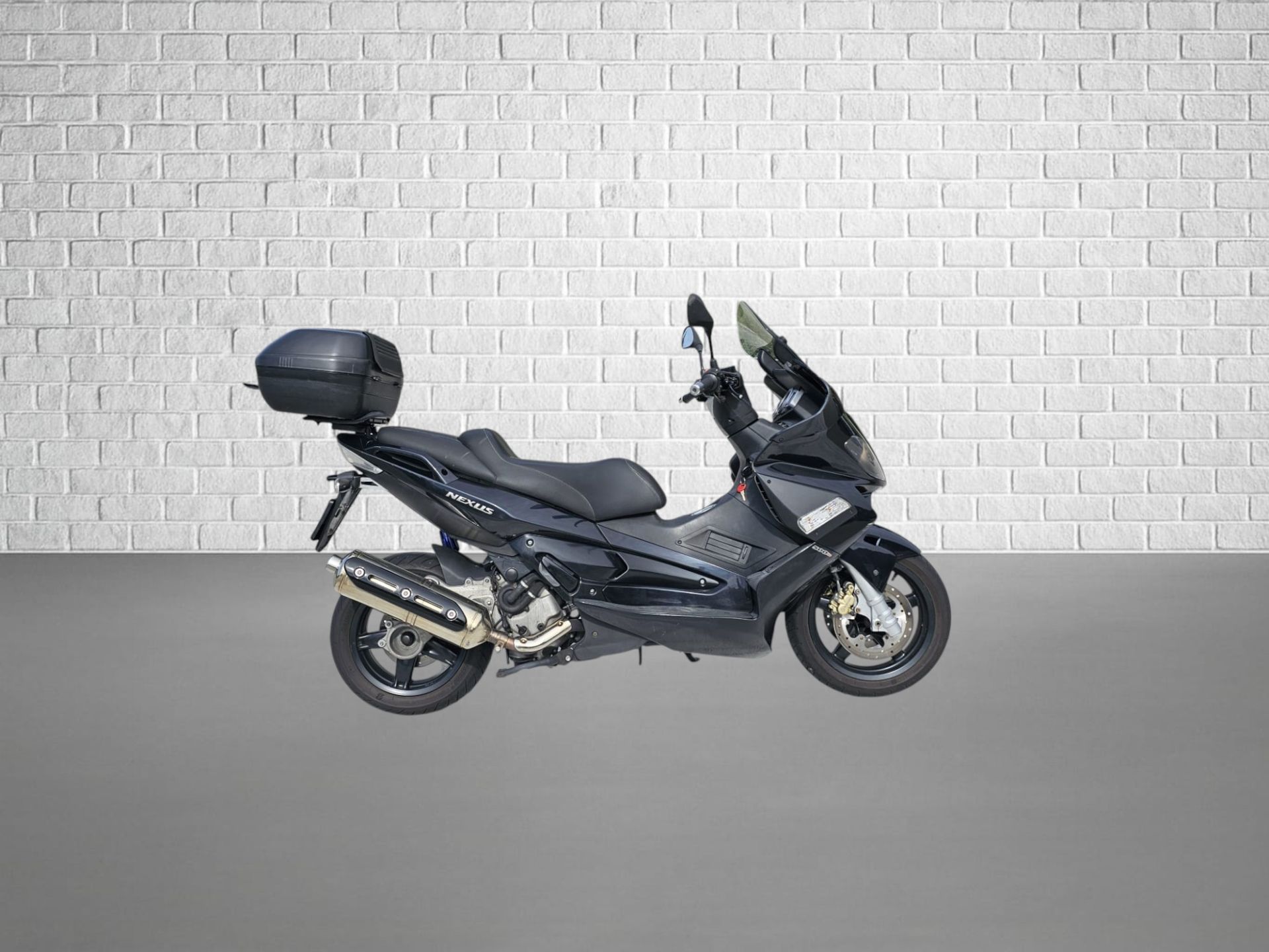 AC   Gilera Nexus 500