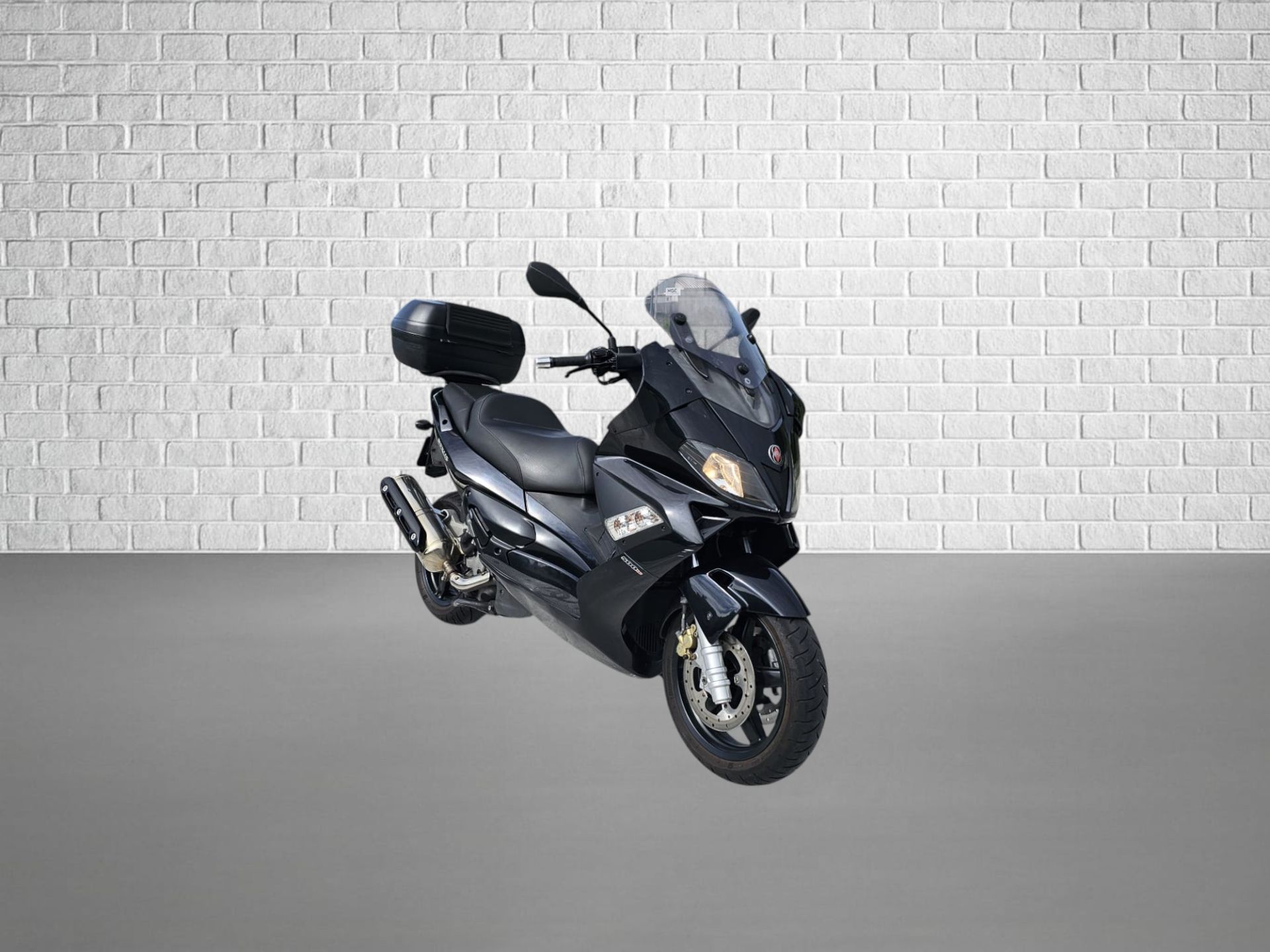 AC   Gilera Nexus 500
