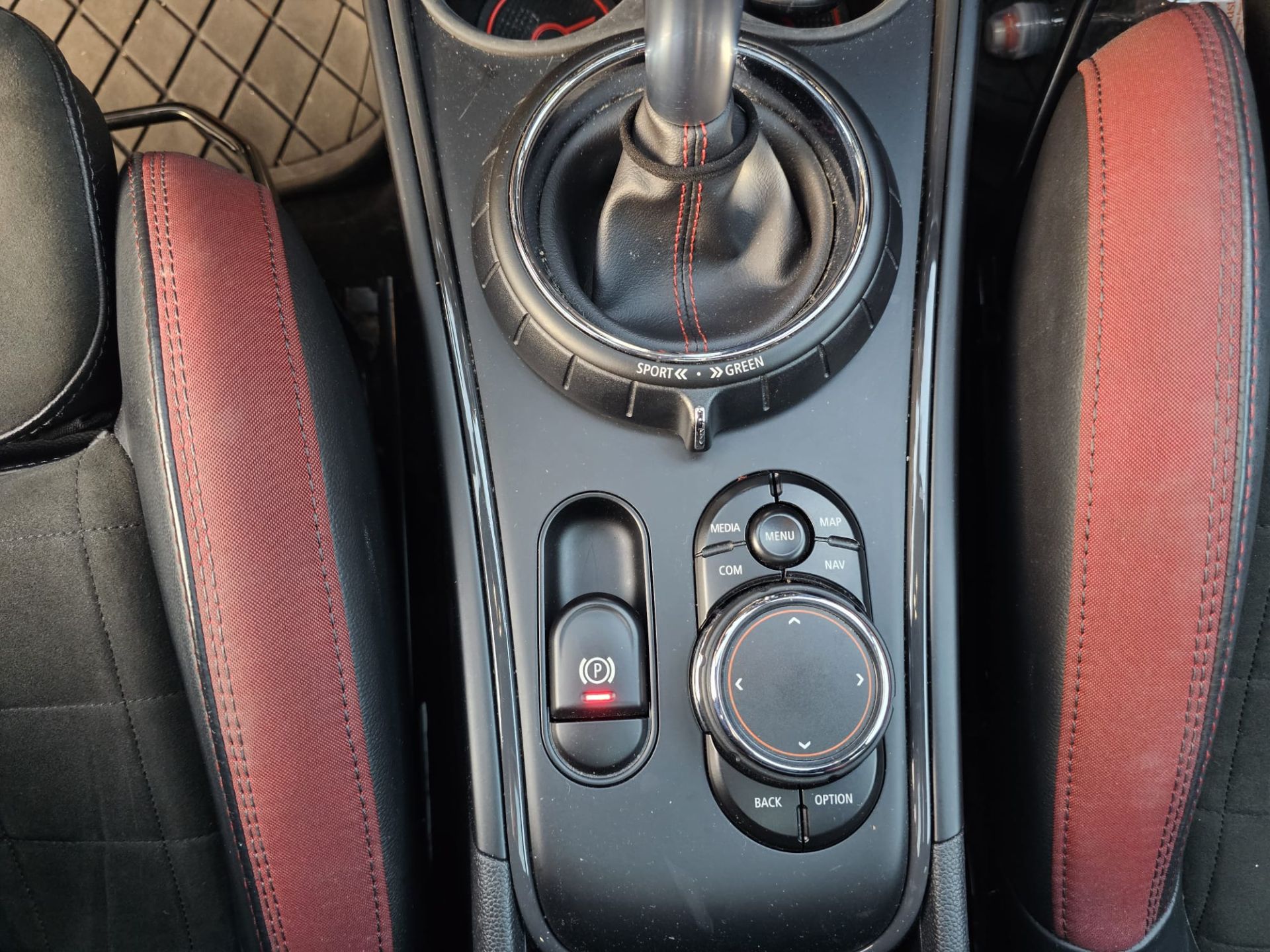 MINI John Cooper Works Countryman