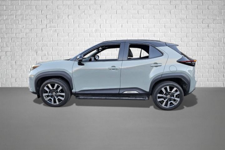 Toyota Yaris Cross  Premium DEMO