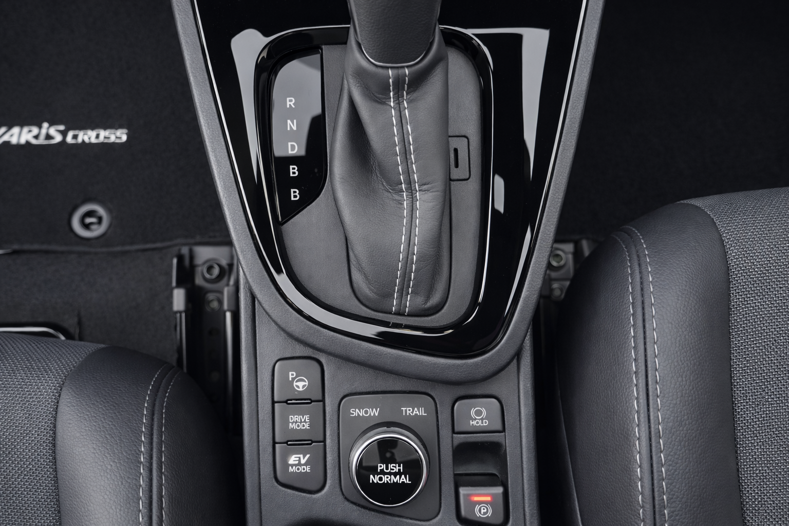 Toyota Yaris Cross  Premium DEMO