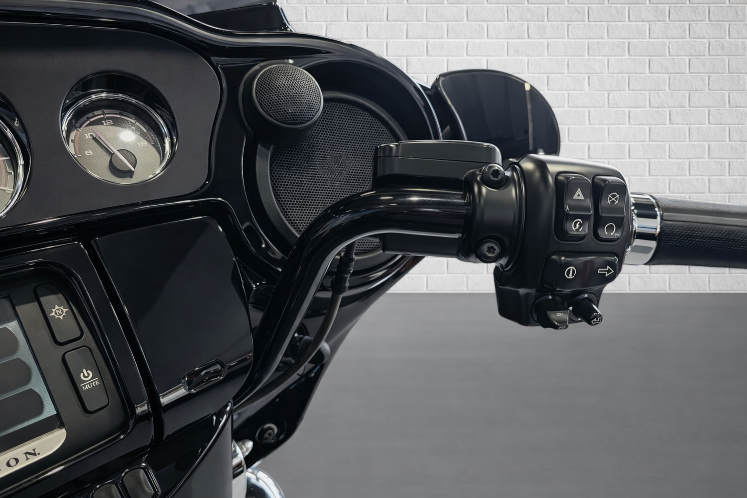 AC   HARLEY-DAVIDSON FL3