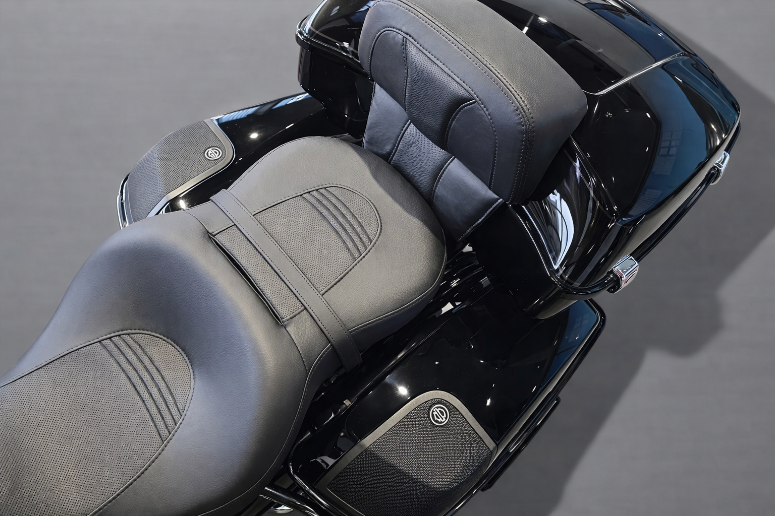 AC   HARLEY-DAVIDSON FL3