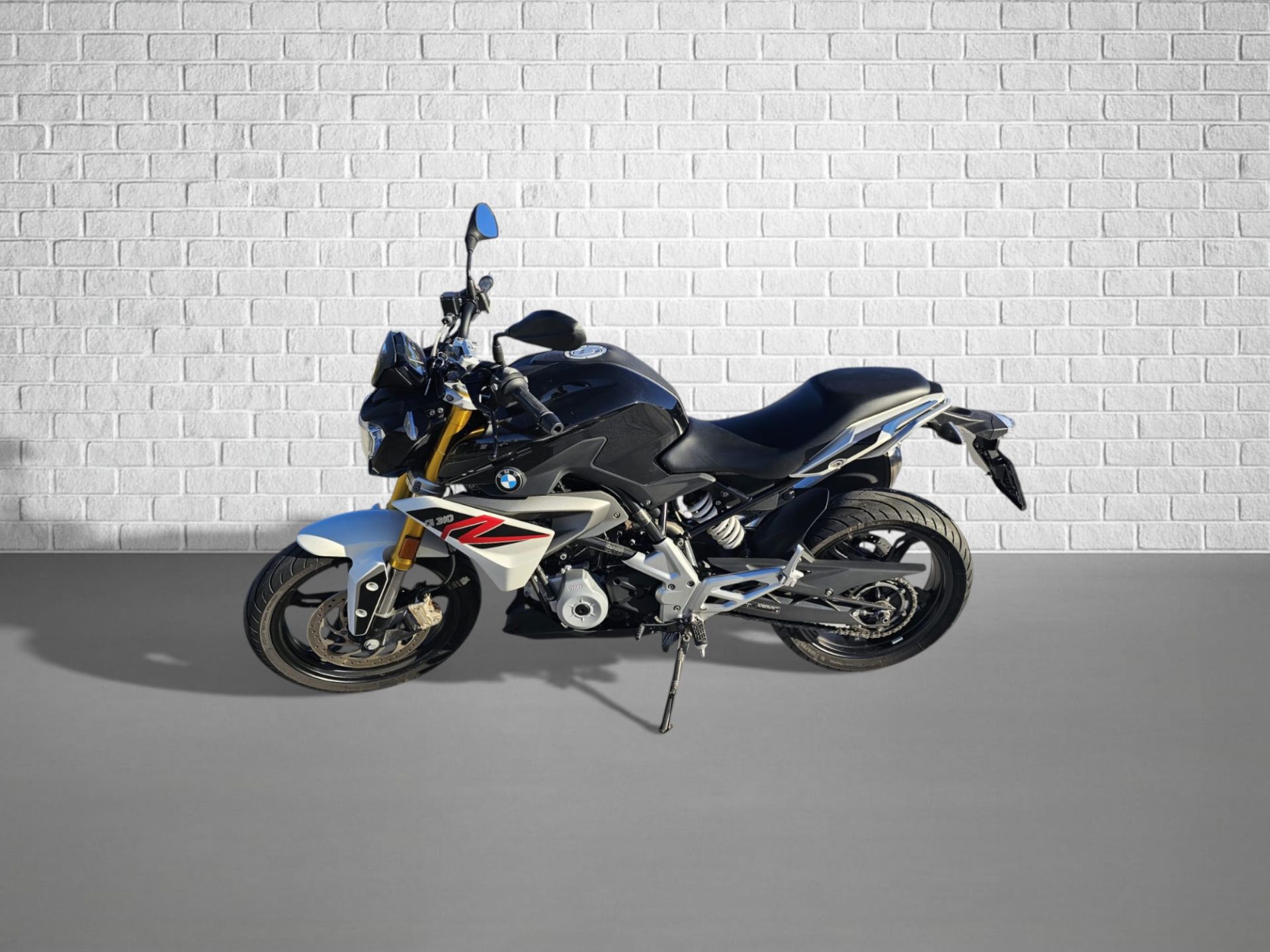 BMW   G 310 R