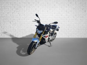 BMW G 310 R