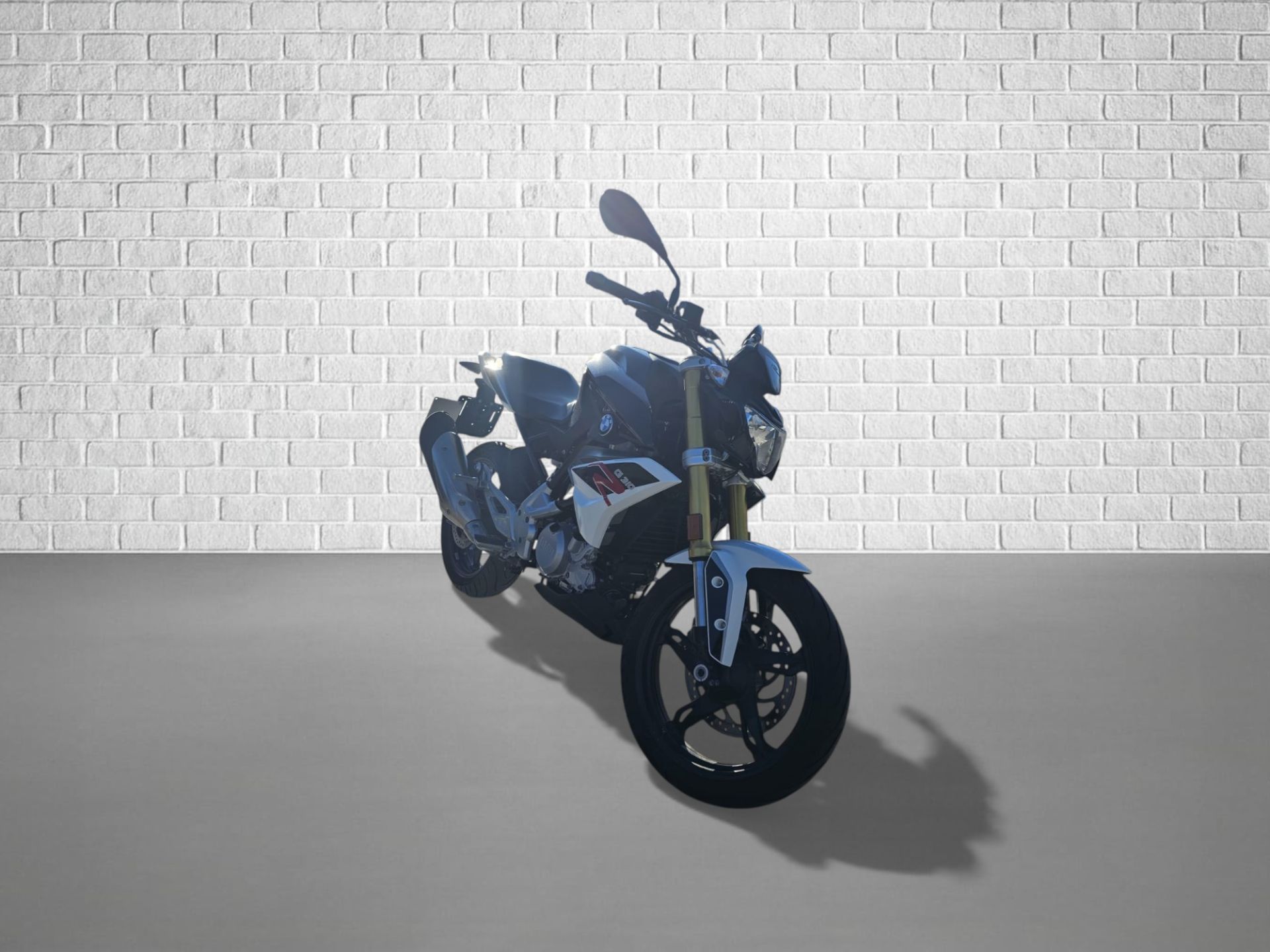 BMW   G 310 R
