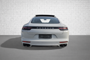 Porsche Panamera  4S