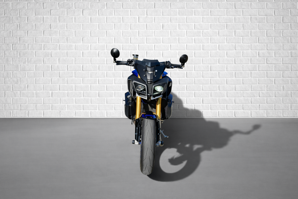 AC   Yamaha MT10SP