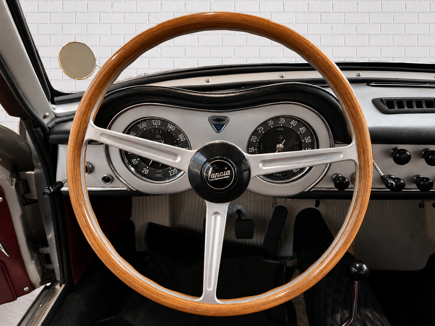 Lancia Flaminia  28