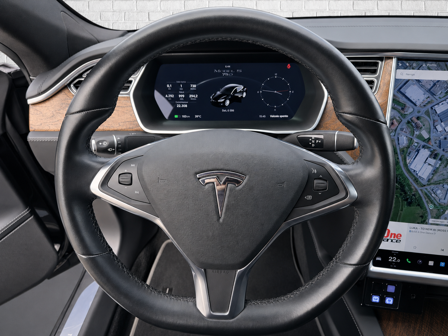 Tesla Model S  Carro Funebre
