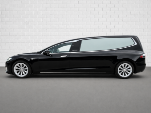 Tesla Model S Carro Funebre