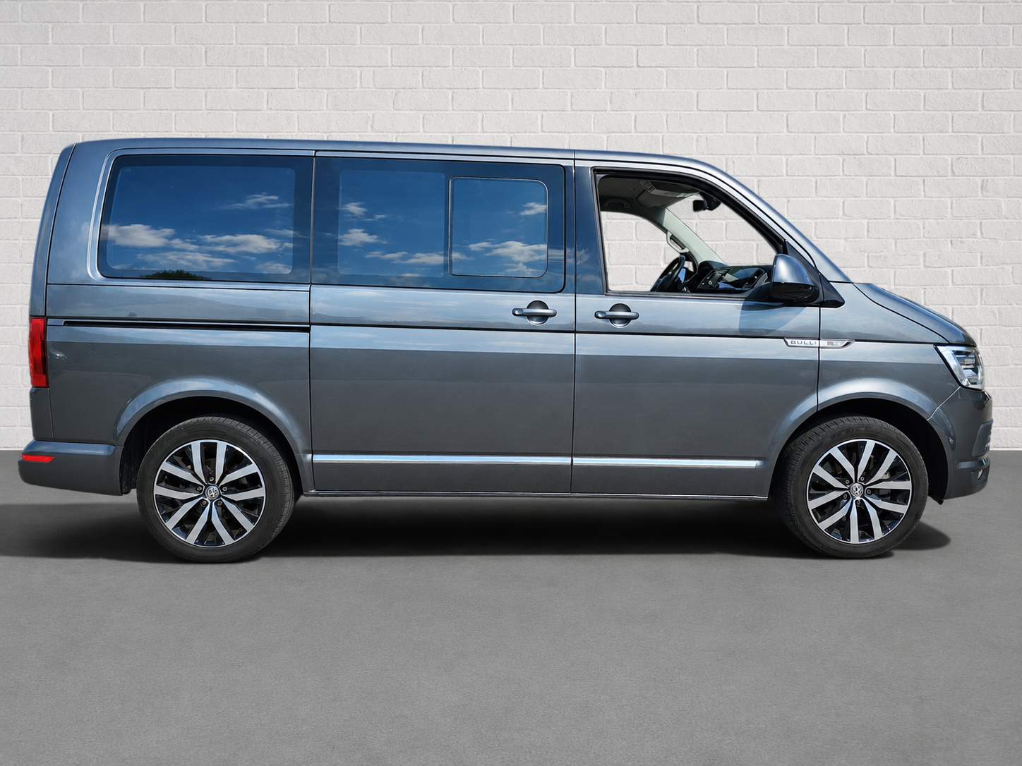 Volkswagen T6 Multivan  4M