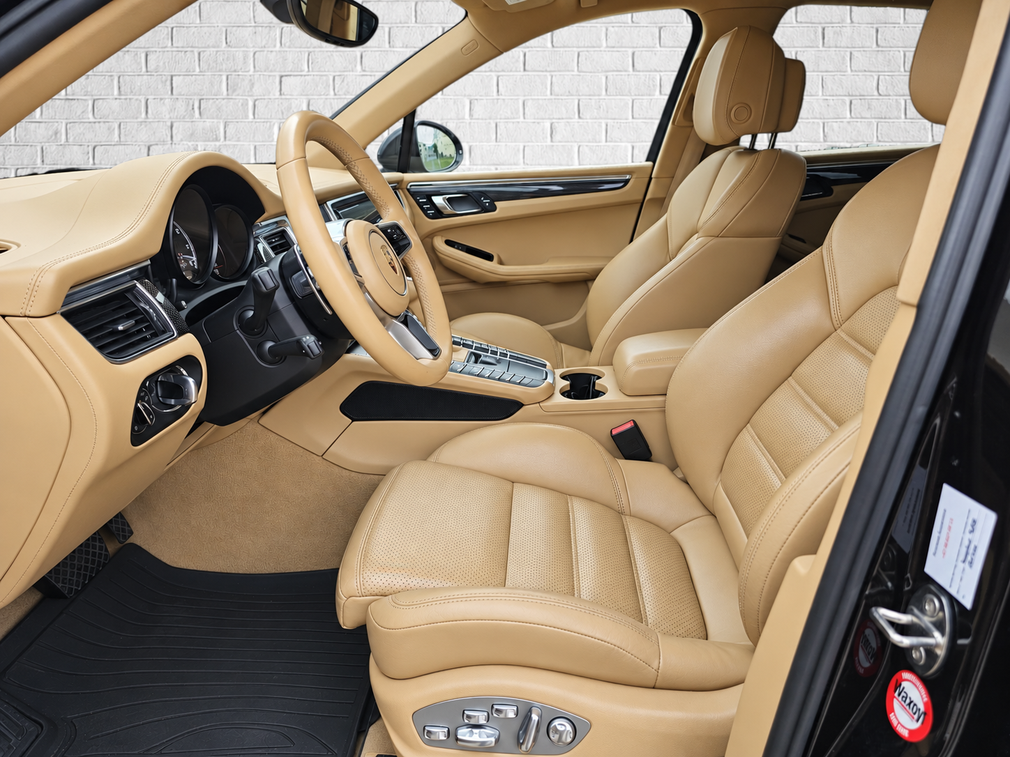 Porsche Macan  Turbo